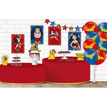 Kit festa Mesversário Mulher Maravilha baby 60pçs Decoração