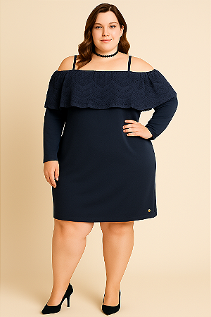 Vestido preto com babados