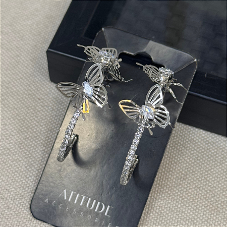 Brinco Argola Borboleta Cor: Prata