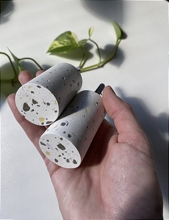 Duo Pendurador Rolha grande em concreto