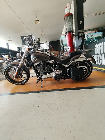Harley Davidson Brealout