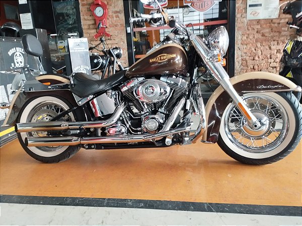 Harley Davidson Deluxe Marrom
