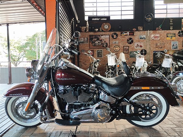 Harley Davidson Deluxe Marrom