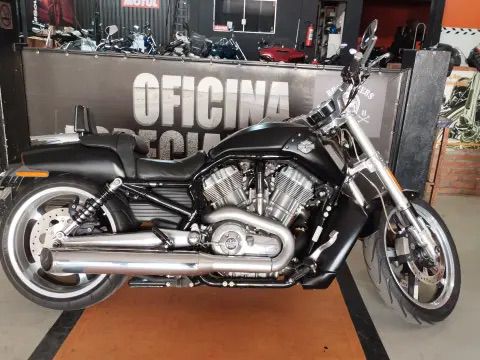 HARLEY-DAVIDSON V-ROD MUSCLE