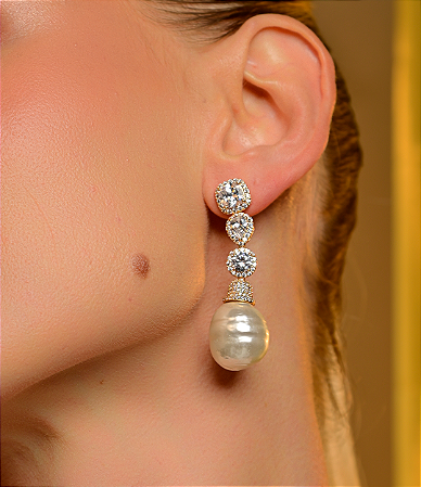 Brinco de perola cravejado de zirconia cristal banho em ouro 18k