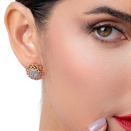 Brinco de base dourado com zirconia cristal banho em ouro 18k