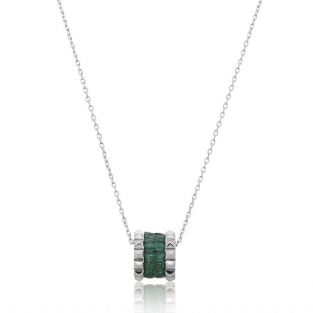 Colar com pingente cravejado zirconia esmeralda banho em rodio branco