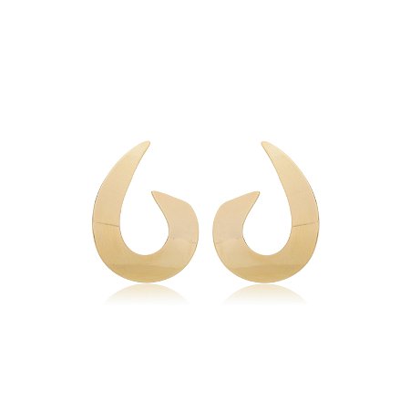 Brinco dourado liso banho em ouro 18k