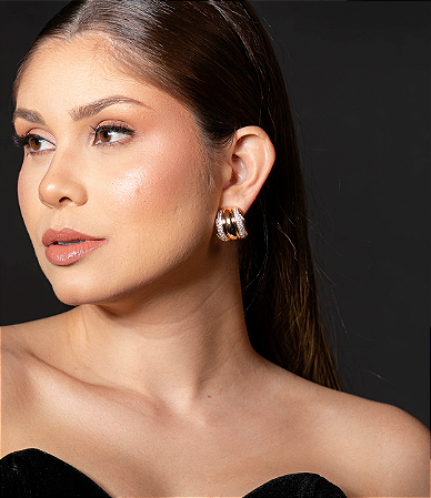 Brinco de argola com zirconia cristal banho em ouro 18k
