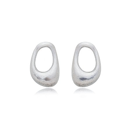 Brinco liso banho em ródio branco