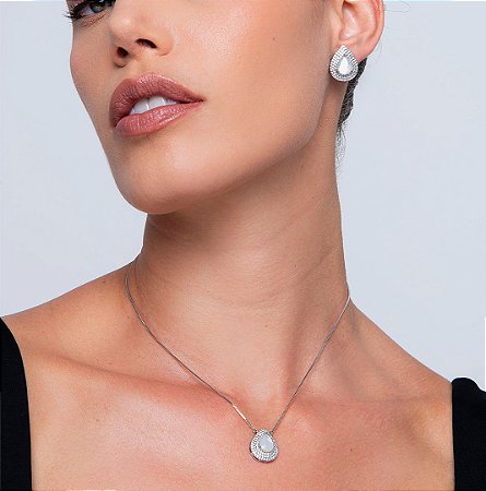 Conjunto de brinco e colar de perola com zirconia cristal banho em rodio branco