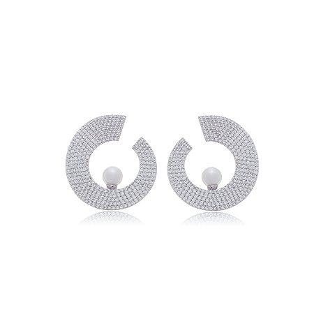 Brinco de perola cravejado de zirconia cristal banho em rodio branco