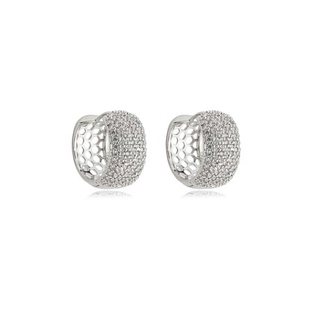 Brinco de argola cravejado de zirconia cristal banho em rodio branco