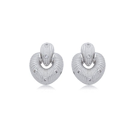 Brinco de coração cravejado de zirconia cristal banho em rodio branco