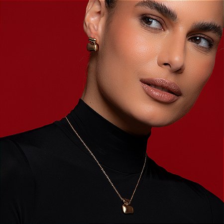Conjunto de brinco e colar liso acetinado banho em ouro 18k