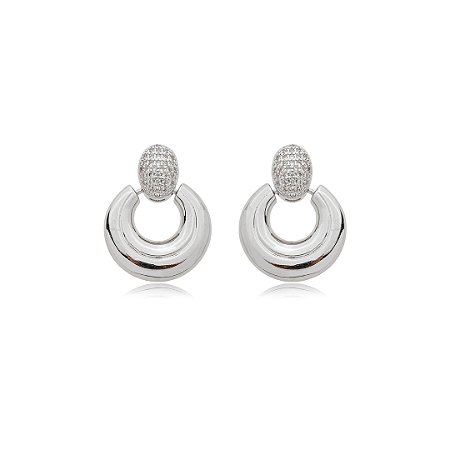 Brinco cravejado de zirconia cristal banho em rodio branco