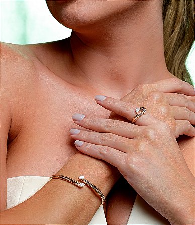 Conjunto de anel e bracelete cravejado de zirconia cristal banho em ouro 18k