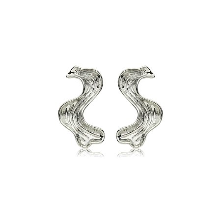 Brinco liso banho em rodio branco