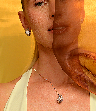 Conjunto de brinco e colar cravejado de zirconia cristal banho em ouro 18k