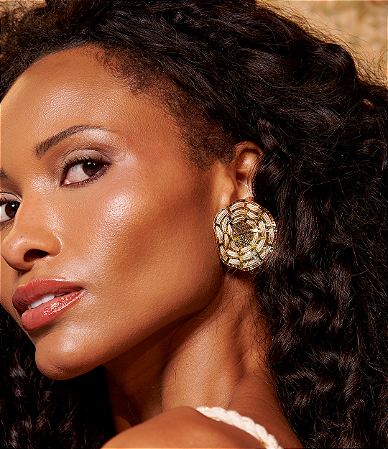 Brinco de palha artesanal banho em ouro 18k