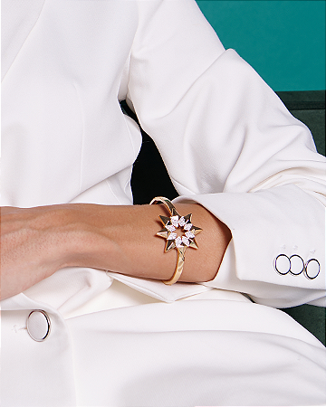 Bracelete cravejado de zircônia cristal com caneta de ródio branco banho em ouro 18k