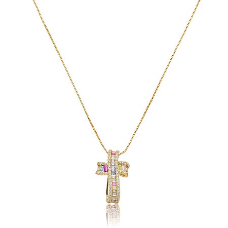 Colar pingente de cruz cravejado de zircônia rainbow banho em ouro 18k