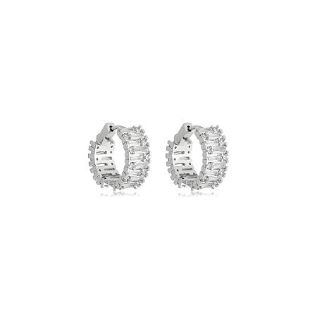Brinco de argola cravejado de zircônia cristal banho em ródio branco