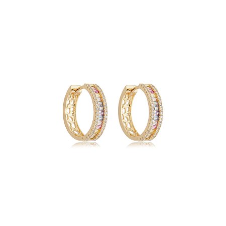 Brinco de argola cravejado de zircônia rainbow banho em ouro 18k