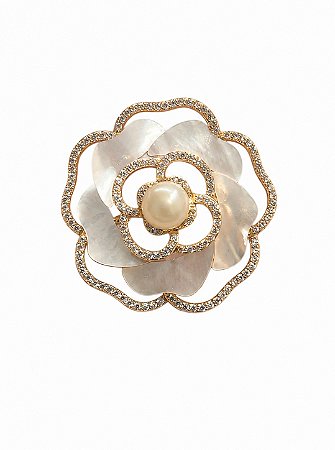 Broche de flor cravejado de zircônia cristal e madre pérola banho em ouro 18k