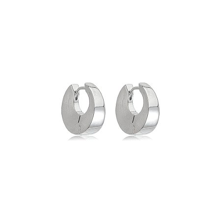 Brinco de argola liso banho em ródio branco