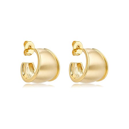 Brinco de argola liso acetinado banho em ouro 18k