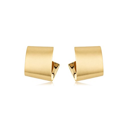 Brinco de argola liso acetinado banho em ouro 18k