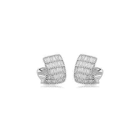 Brinco de argola cravejado de zircônia cristal banho em ródio branco