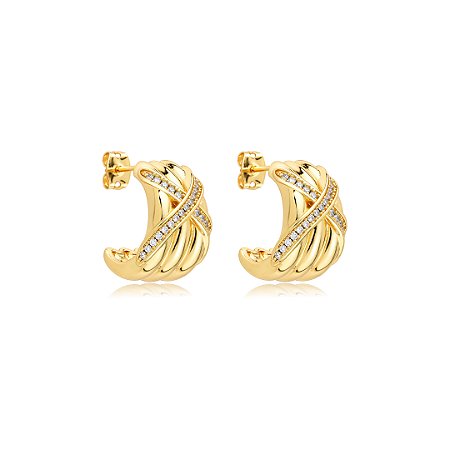Brinco de argola liso com detalhes em zircônia cristal banho em ouro 18k