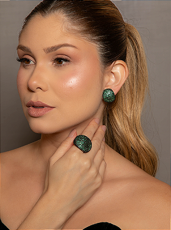 Conjunto luxo de brinco e anel cravejado de zircônia esmeralda banho em ouro 18k