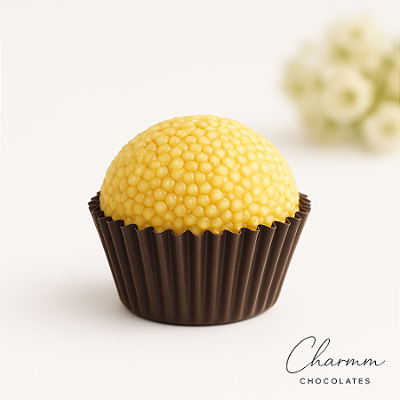 Maracuja di Charme | Brigadeiro Gourmet com Toque Tropical e Acabamento Amarelo