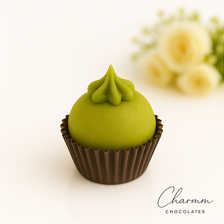 Verde di Charme | Brigadeiro de Pistache com Finalização de Pitanga