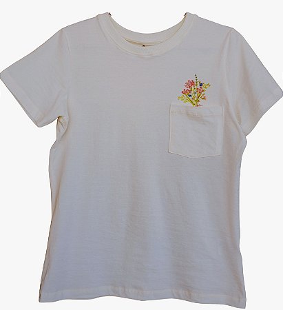 TSHIRT COM BOLSO FLORES OFF WHITE -TAMANHO - GG
