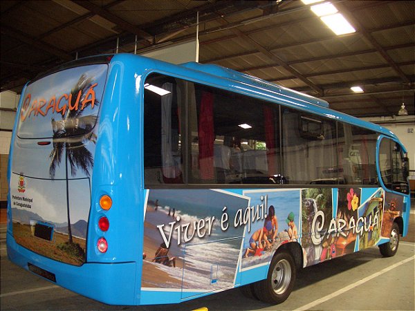 Envelopamento Caminhão e ônibus