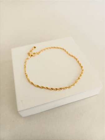 Pulseira corrente torcida (semijoia banhada a ouro 18k)