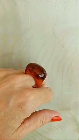 Anel de resina na cor tartaruga (TAMANHO 21) - AN238