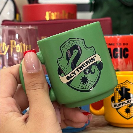 Caneca Harry Potter Sonserina Mini Tina