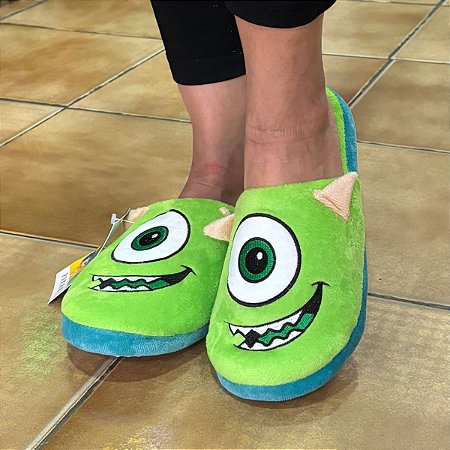 Chinelo Mike Wazowski