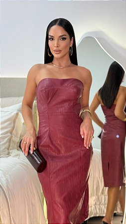 VESTIDO MIDI COURO SINTÉTICO TOMARA QUE CAIA