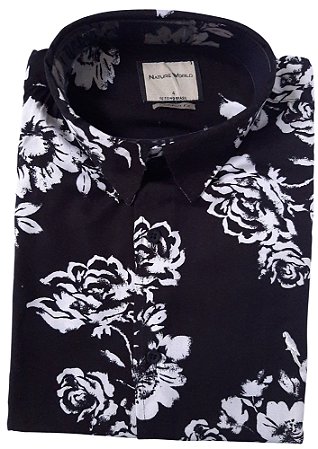 Camisa social manga curta regular viscose preta desenhos florais coleção Elegance Arara