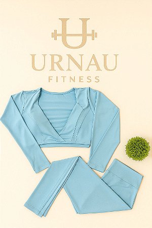 conjunto azul de top com manga e calça
