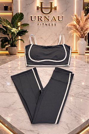 Conjunto de calça flare- cinza - Tamanho: G