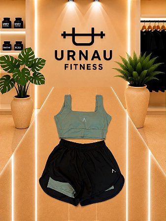 Conjunto top e short duplo - verde e preto Tamanho: M