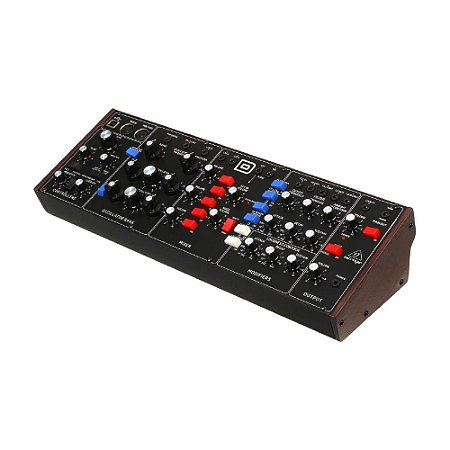 Sintetizador Analógico Behringer Model D