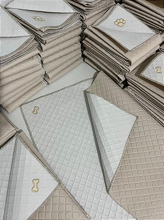 Kit 6 Tapetes Higiênicos Reutilizáveis Pet (Laváveis)